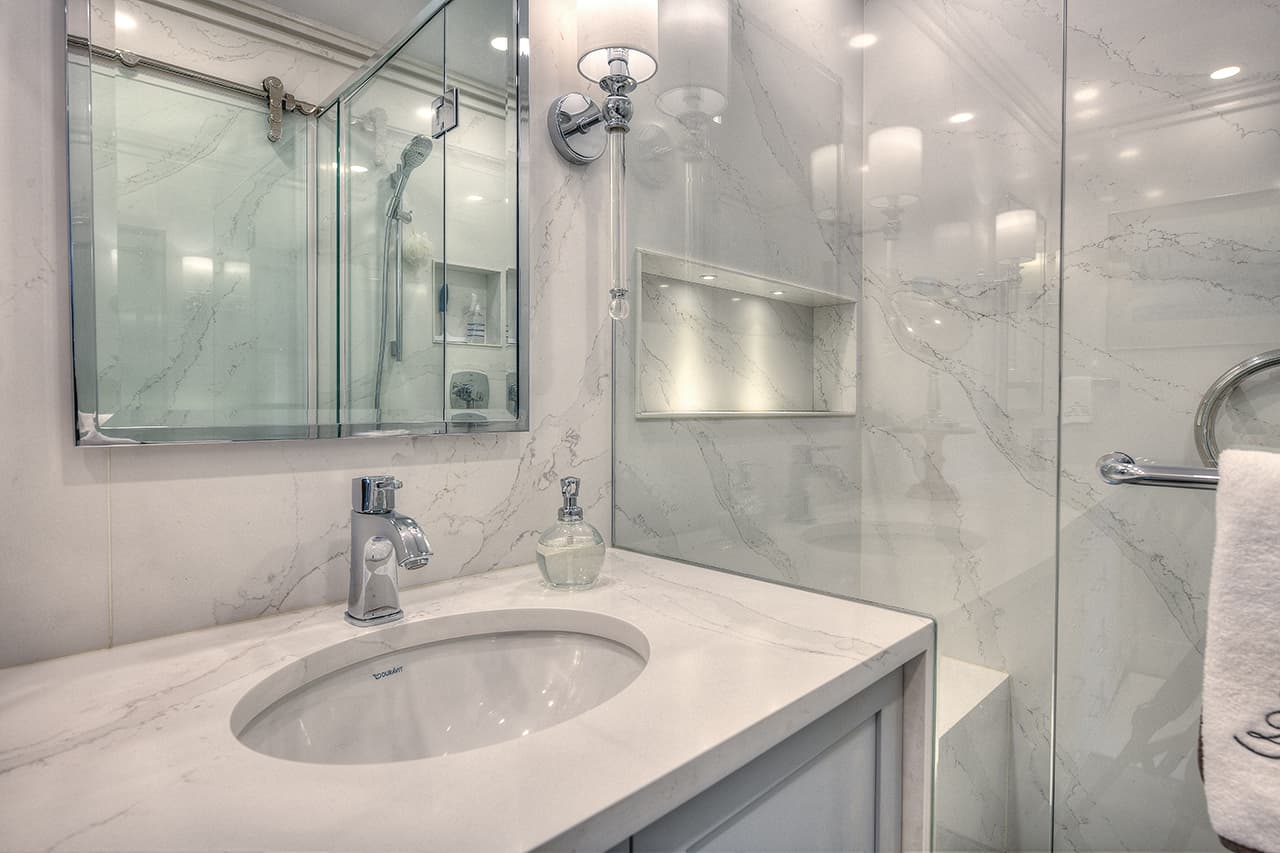 Dallas Road in Calacatta Gold project photo 5