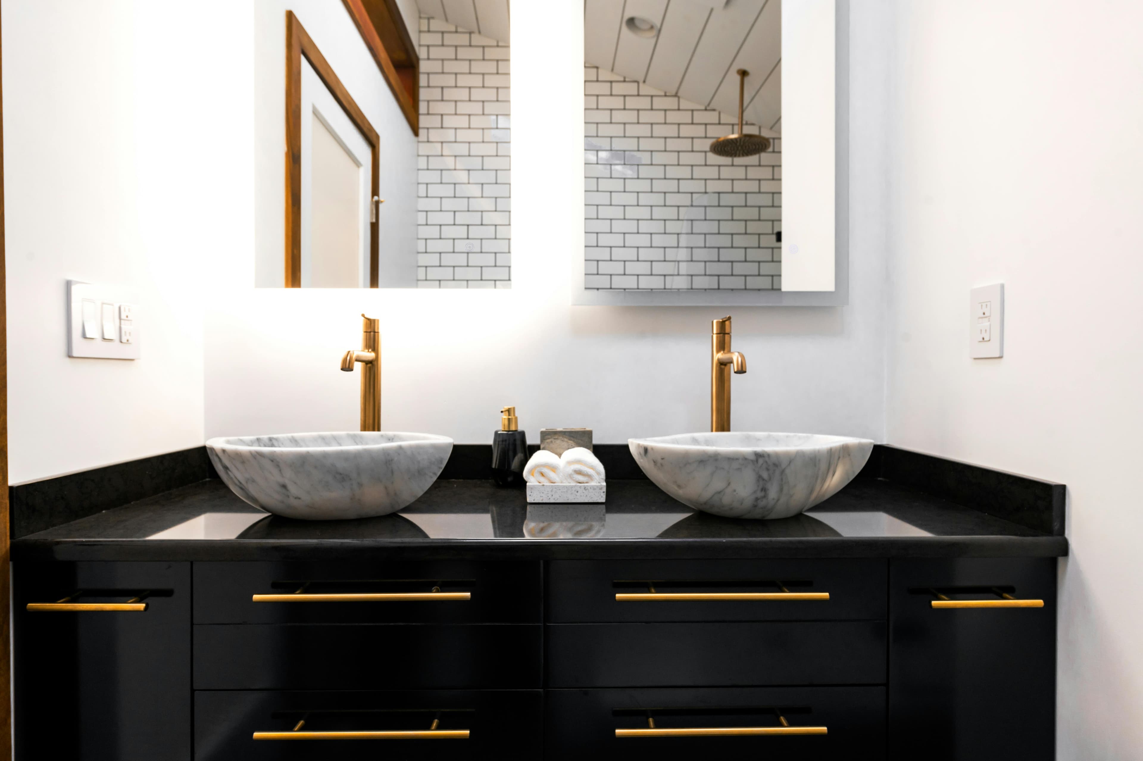 Premium bathroom vanity