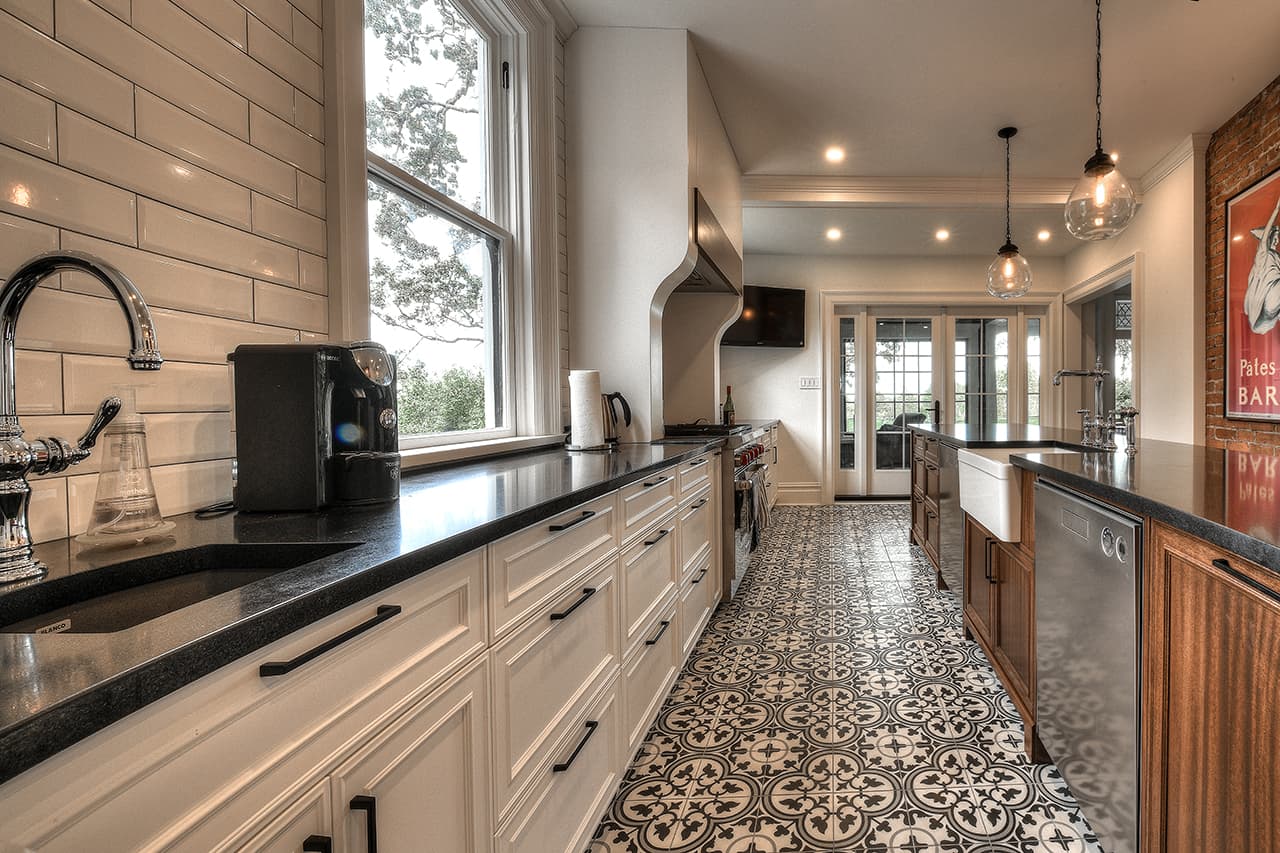 Rockland Road in Honed Absolute Black project photo 6