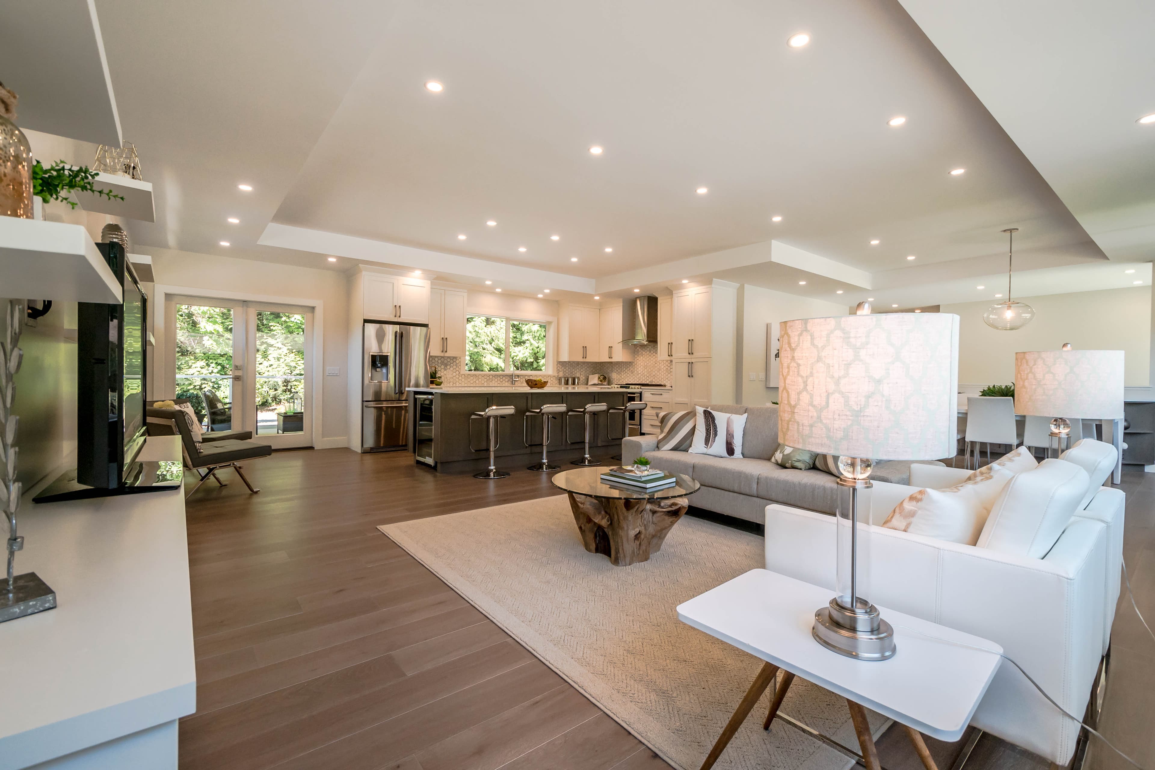 Victoria Bianco and Carrara Pairing