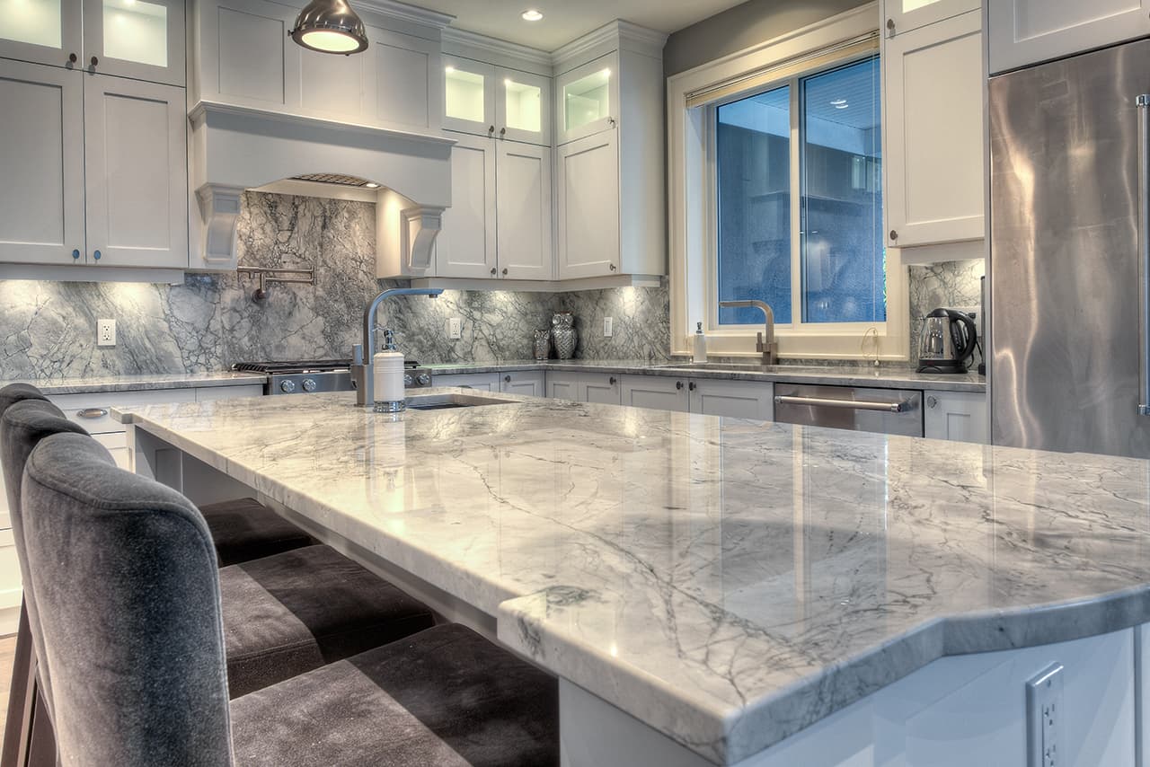 Victoria in Super White Quartzite