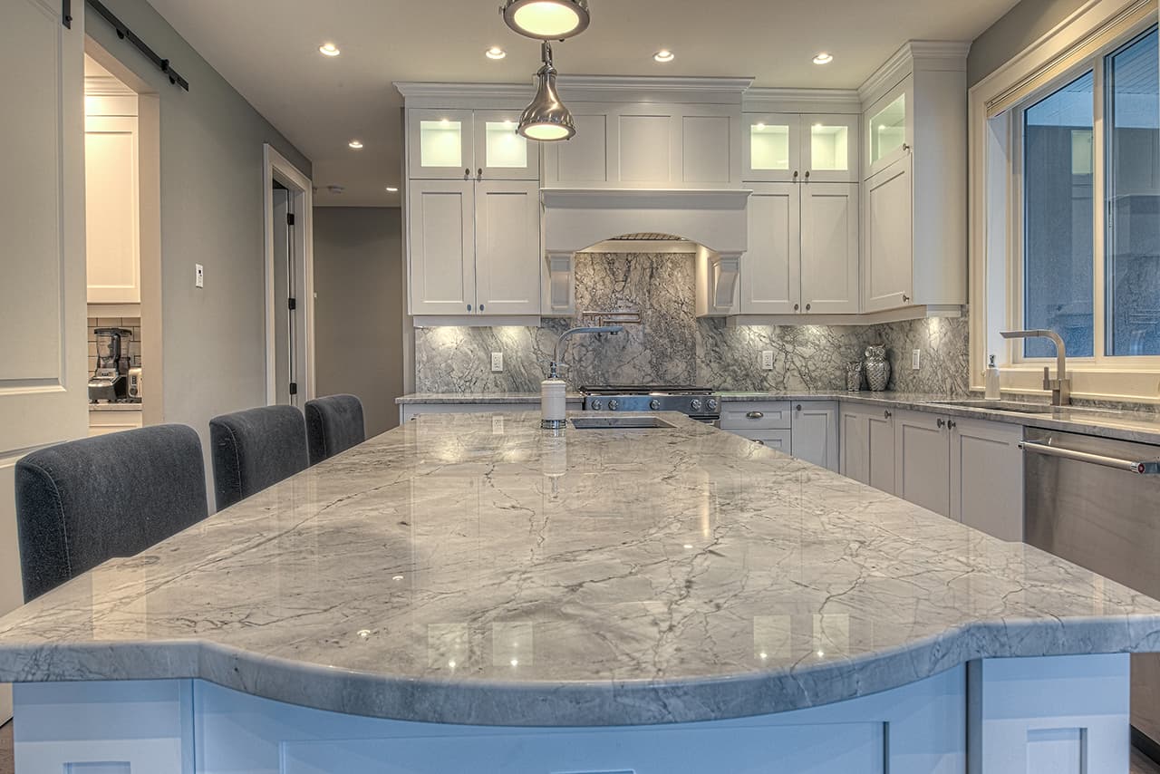 Victoria in Super White Quartzite project photo 2